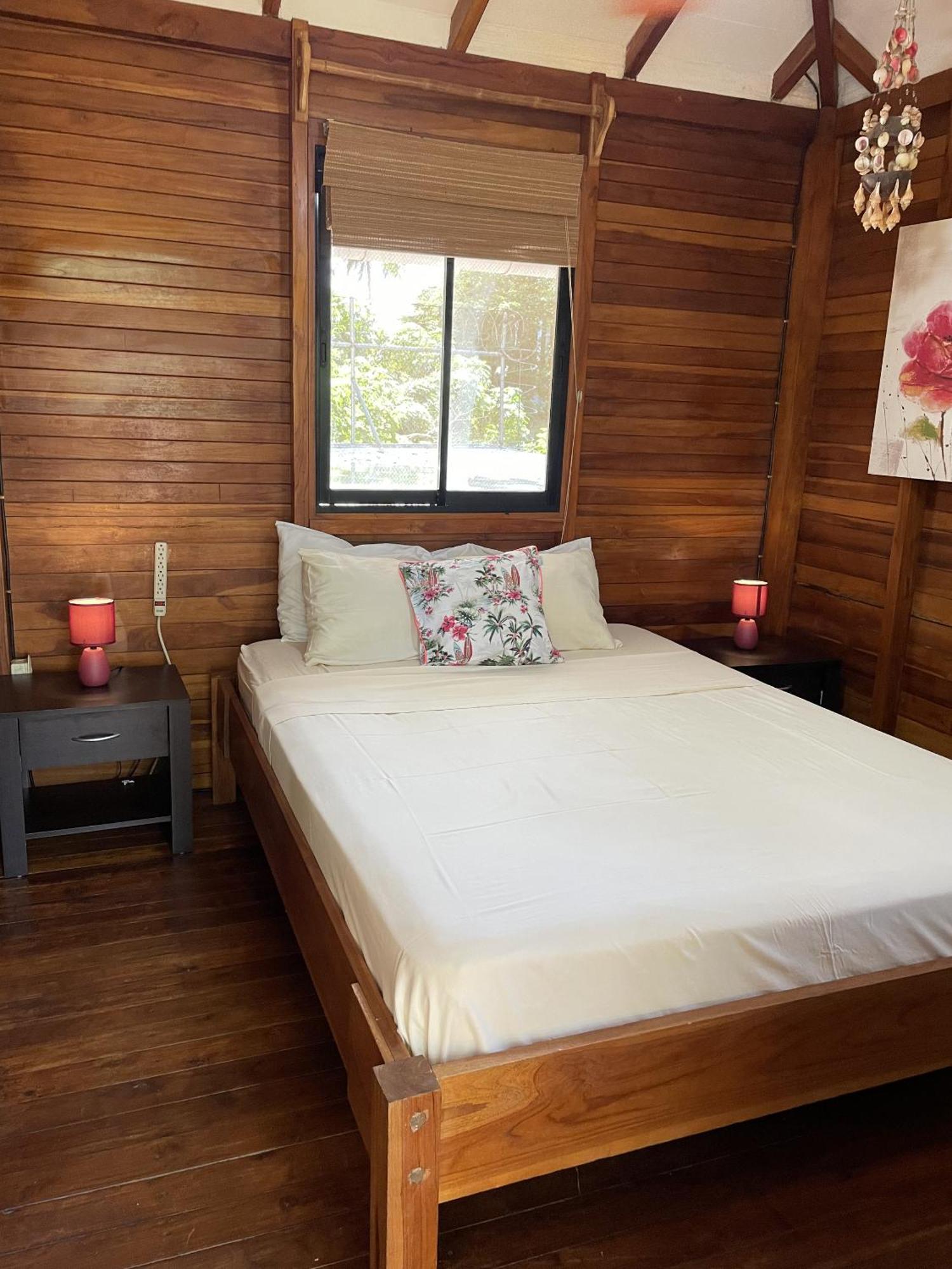 The Beach Bungalows Tamarindo- Adults Only Room photo