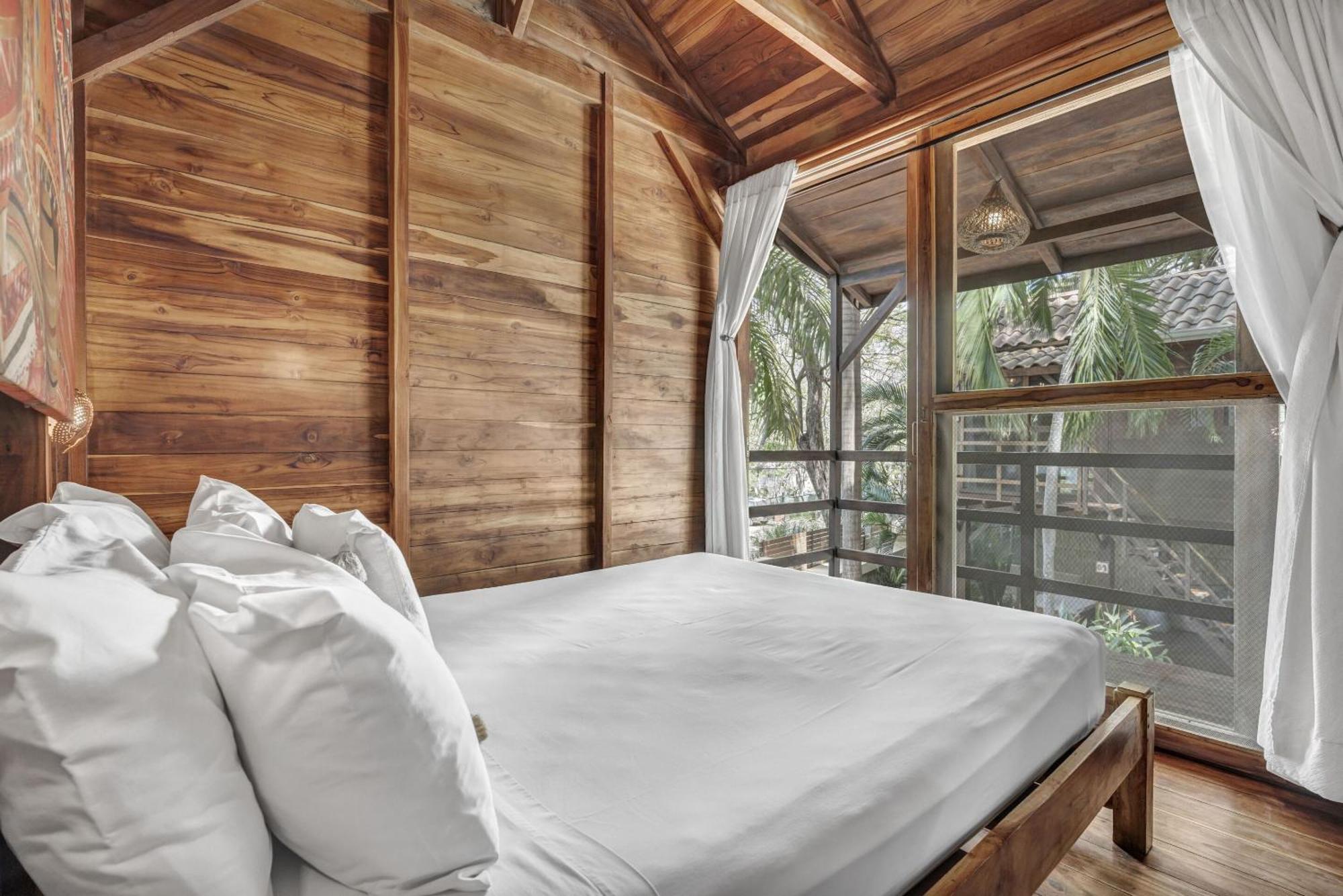 The Beach Bungalows Tamarindo- Adults Only Room photo
