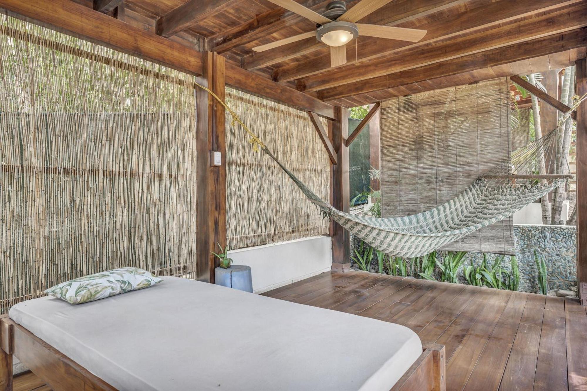 The Beach Bungalows Tamarindo- Adults Only Room photo